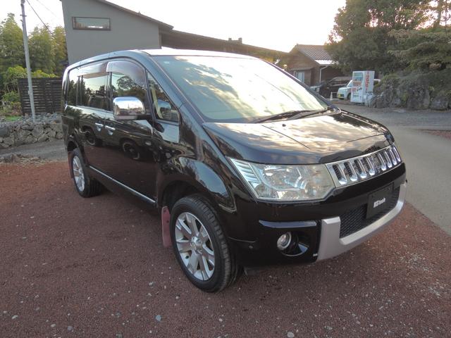 デリカＤ：５ シャモニー　特別仕様車・両側パワースライドドア・純正ＨＤＤナビ＆地デジフルセグＴＶ・ＥＴＣ・バックカメラ・フロント＆サイドカメラ・ウッドコンビハンドル・スマートキー・ＨＩＤヘッドライト・純正１８ＡＷ（2枚目）