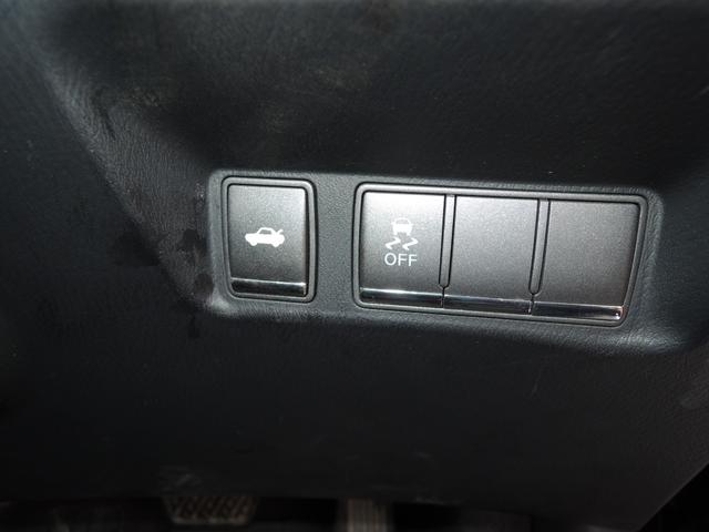 フーガ 250GT Aパッケージ TEINフレックスZ車高調・ロクサーニ21AW・純正エアロバンパー・純正メーカーOPナビ&地デジフルセグTV・バックカメラ・ビルトインETC・Bluetoohオーディオ・DVD・CD・シートカバー(27枚目)