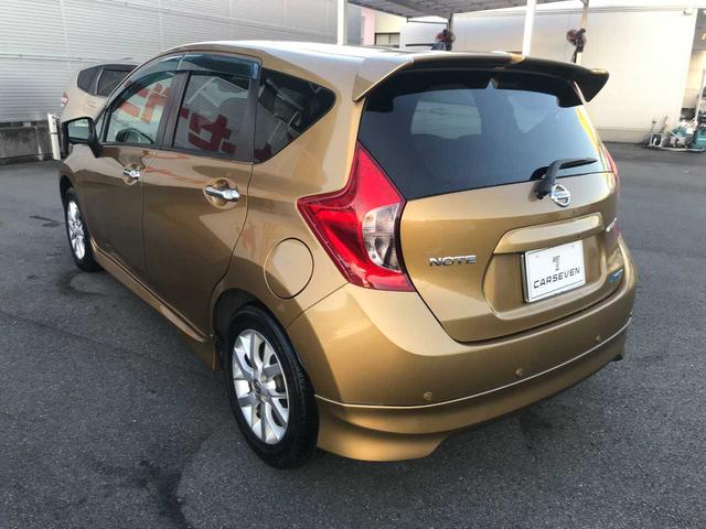 ノート メダリスト　スマートキー　ブレーキサポート　車線逸脱警報　横滑防止　アイドリングストップ　フロントフォグランプ　純正ナビＭＣ３１５Ｄ－Ｗ（ＣＤ／ＤＶＤ／ＳＤ／フルセグ／ＢＴオーディオ／ＵＳＢ）（8枚目）