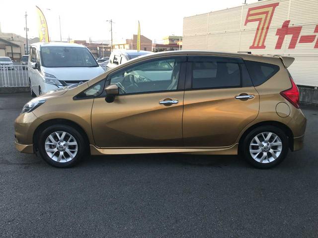 ノート メダリスト　スマートキー　ブレーキサポート　車線逸脱警報　横滑防止　アイドリングストップ　フロントフォグランプ　純正ナビＭＣ３１５Ｄ－Ｗ（ＣＤ／ＤＶＤ／ＳＤ／フルセグ／ＢＴオーディオ／ＵＳＢ）（9枚目）