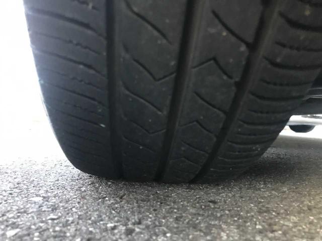 ノート メダリスト　スマートキー　ブレーキサポート　車線逸脱警報　横滑防止　アイドリングストップ　フロントフォグランプ　純正ナビＭＣ３１５Ｄ－Ｗ（ＣＤ／ＤＶＤ／ＳＤ／フルセグ／ＢＴオーディオ／ＵＳＢ）（13枚目）