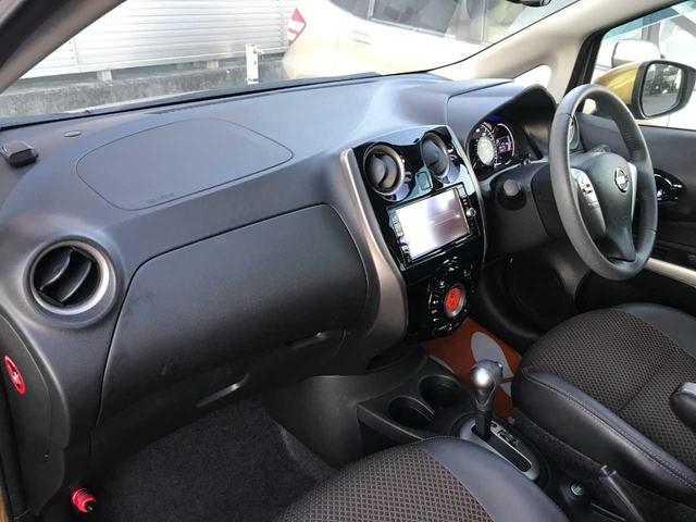 ノート メダリスト　スマートキー　ブレーキサポート　車線逸脱警報　横滑防止　アイドリングストップ　フロントフォグランプ　純正ナビＭＣ３１５Ｄ－Ｗ（ＣＤ／ＤＶＤ／ＳＤ／フルセグ／ＢＴオーディオ／ＵＳＢ）（16枚目）