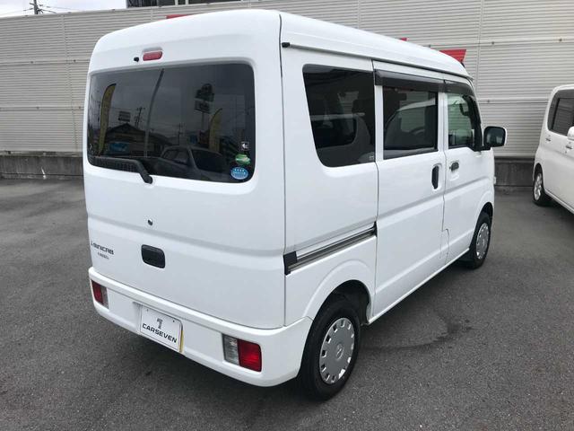 ミニキャブバン ブラボー　キーレス　電動格納ミラー　オーバーヘッドコンソール　ポータブルナビ　ＥＴＣ（5枚目）