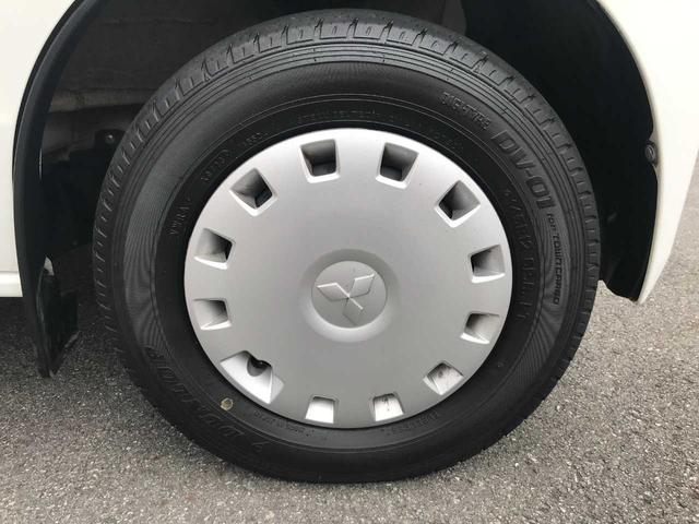 ミニキャブバン ブラボー　キーレス　電動格納ミラー　オーバーヘッドコンソール　ポータブルナビ　ＥＴＣ（9枚目）