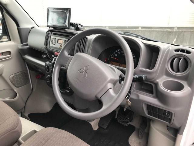 ミニキャブバン ブラボー　キーレス　電動格納ミラー　オーバーヘッドコンソール　ポータブルナビ　ＥＴＣ（13枚目）