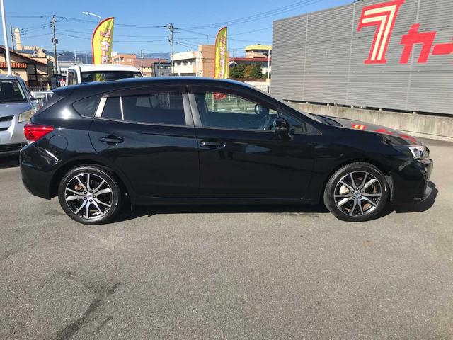 インプレッサスポーツ 2.0i-Lアイサイト スマートキー ブレーキサポート 車線逸脱警報 横滑防止 レーダークルーズ アイドリングストップ フロントフォグランプ 社外ナビKMX-H703(CD/DVD/SD/BTオーディオ/USB)(4枚目)