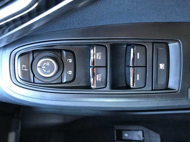 インプレッサスポーツ 2.0i-Lアイサイト スマートキー ブレーキサポート 車線逸脱警報 横滑防止 レーダークルーズ アイドリングストップ フロントフォグランプ 社外ナビKMX-H703(CD/DVD/SD/BTオーディオ/USB)(29枚目)