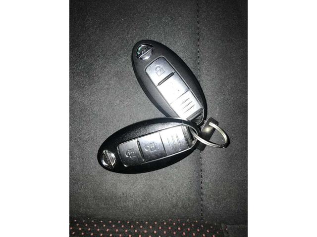 ノート ニスモ　スマートキー　ブレーキサポート　横滑防止　アイドリングストップ　オートライト　オートミラー　純正ナビＭＭ３１８Ｄ－Ｗ（ＣＤ／ＤＶＤ／ＳＤ／ＢＴオーディオ／ＭＳ）　アラウンドビューモニター（28枚目）