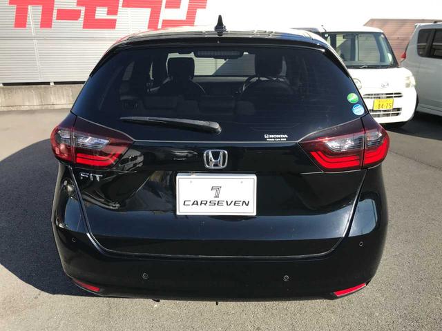 フィット ホーム　スマートキー　ブレーキサポート　レーダークルーズ　アイドリングストップ　横滑防止　オートライト　オートパーキング／ＨＯＬＤ　純正ナビＶＸＵ－２０５ＦＴｉ（6枚目）