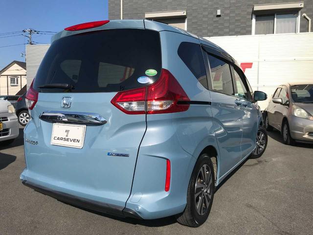フリード+ハイブリッド ハイブリッドG・ホンダセンシング スマートキー ブレーキサポート 車線逸脱警報 レーダークルーズ アイドリングストップ 純正ナビ(CD/DVD/SD/BTオーディオ/フルセグ) バックカメラ ETC USB電源 オートライト(5枚目)