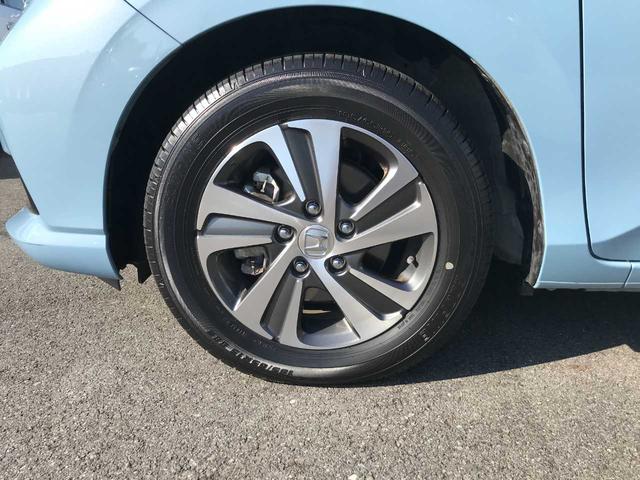 フリード+ハイブリッド ハイブリッドG・ホンダセンシング スマートキー ブレーキサポート 車線逸脱警報 レーダークルーズ アイドリングストップ 純正ナビ(CD/DVD/SD/BTオーディオ/フルセグ) バックカメラ ETC USB電源 オートライト(9枚目)