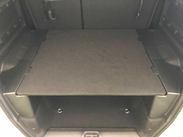 フリード+ハイブリッド ハイブリッドG・ホンダセンシング スマートキー ブレーキサポート 車線逸脱警報 レーダークルーズ アイドリングストップ 純正ナビ(CD/DVD/SD/BTオーディオ/フルセグ) バックカメラ ETC USB電源 オートライト(12枚目)