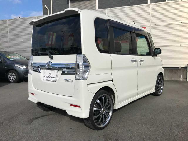 タント カスタムＲＳ　スマートキー　ブレーキサポート　車線逸脱警報　横滑防止　アイドリングストップ　フロントフォグランプ　オートライト　オートミラー　社外ナビＡＶＮ－Ｒ１０Ｗ（ＣＤ／ＤＶＤ／ＳＤ／ＢＴオーディオ／ＭＪ（5枚目）