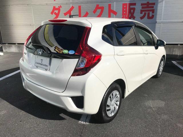 フィット １３Ｇ・Ｆパッケージ　スマートキー　アイドリングストップ　横滑防止　純正ナビＶＸＭ－１６４ＣＳｉ（ＣＤ／ＢＴオーディオ／ＡＭＦＭ／ワンセグ）　バックカメラ　ＥＴＣ　オートライト　オートミラー（5枚目）