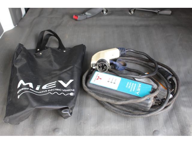 ミニキャブ・ミーブ ＣＤ　１６．０ｋｗｈ　４シーター　ＣＤ１６．０ＫＷＨ　ミニキャブＥＶ　急速充電対応　禁煙仕様　ハイルーフ　ドラレコ　ナビ＆ＴＶ　充電器付属（17枚目）