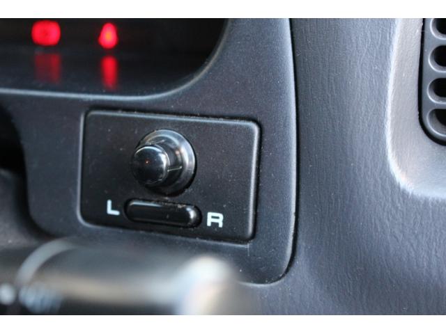 プレオ FタイプS 禁煙仕様 5MT キーレス 純正アルミ 電動角度調整サイドミラー(16枚目)