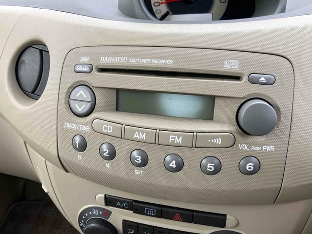 エッセ Ｘ　キーレスエントリー　電動格納ミラー　ＡＴ　盗難防止システム　ＣＤ　衝突安全ボディ　エアコン　パワーステアリング　パワーウィンドウ（4枚目）