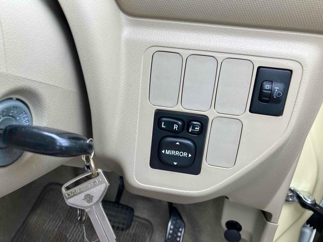 エッセ Ｘ　キーレスエントリー　電動格納ミラー　ＡＴ　盗難防止システム　ＣＤ　衝突安全ボディ　エアコン　パワーステアリング　パワーウィンドウ（7枚目）