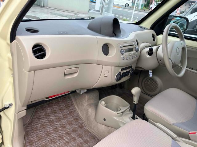 エッセ Ｘ　キーレスエントリー　電動格納ミラー　ＡＴ　盗難防止システム　ＣＤ　衝突安全ボディ　エアコン　パワーステアリング　パワーウィンドウ（14枚目）