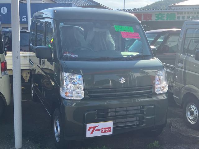 エブリイ ＰＡリミテッド　パートタイム４ＷＤ　ＣＶＴ　届出済未使用車　セーフティーサポート　キーレスエントリー（3枚目）