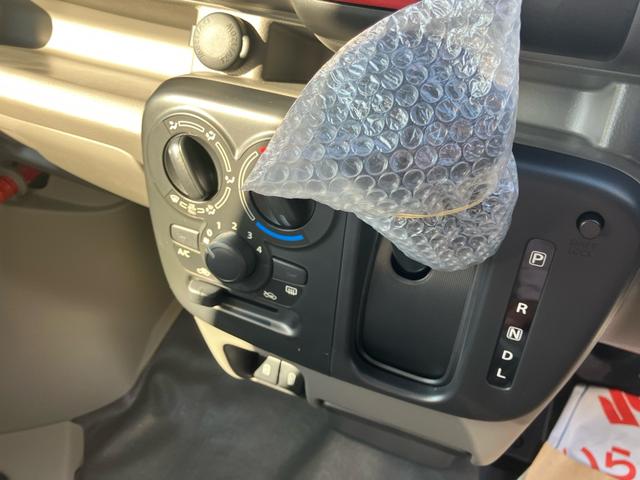 エブリイ ＰＡリミテッド　パートタイム４ＷＤ　ＣＶＴ　届出済未使用車　セーフティーサポート　キーレスエントリー（17枚目）