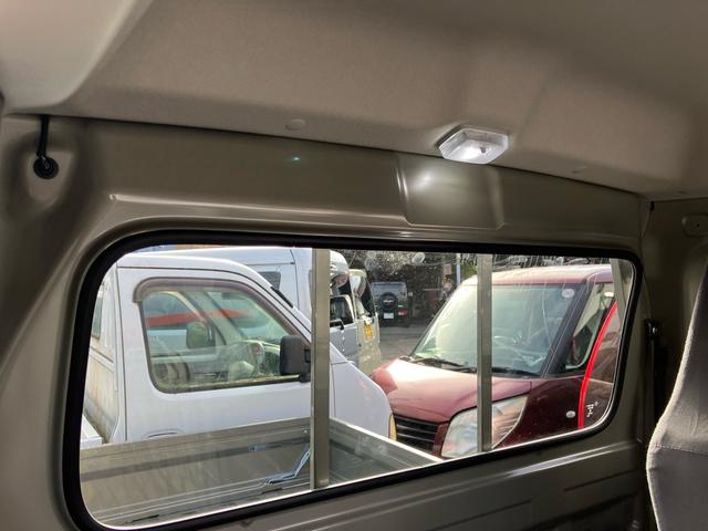 スーパーキャリイ Ｘ　４ＷＤ　オートマ　届出済未使用車　セーフティーサポート　メーカー保証継承　ＬＥＤヘッドライト　電動格納ミラー　キーレスエントリー（14枚目）