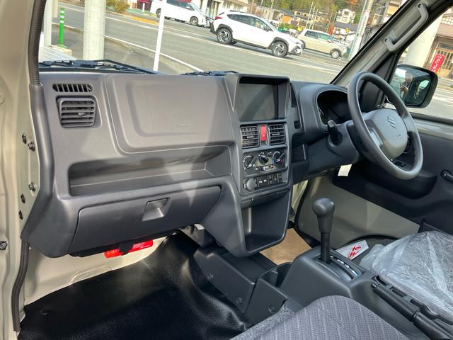 スーパーキャリイ Ｘ　４ＷＤ　オートマ　届出済未使用車　セーフティーサポート　メーカー保証継承　ＬＥＤヘッドライト　電動格納ミラー　キーレスエントリー（24枚目）