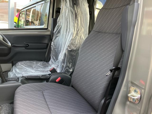 スーパーキャリイ Ｘ　４ＷＤ　オートマ　届出済未使用車　セーフティーサポート　メーカー保証継承　ＬＥＤヘッドライト　電動格納ミラー　キーレスエントリー（25枚目）