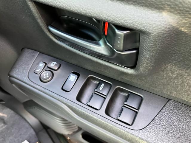 ハスラー ハイブリッドＧ　届出済未使用車　セーフティーサポート　シートヒーター　ＬＥＤヘッドライト　新車保証継承（13枚目）