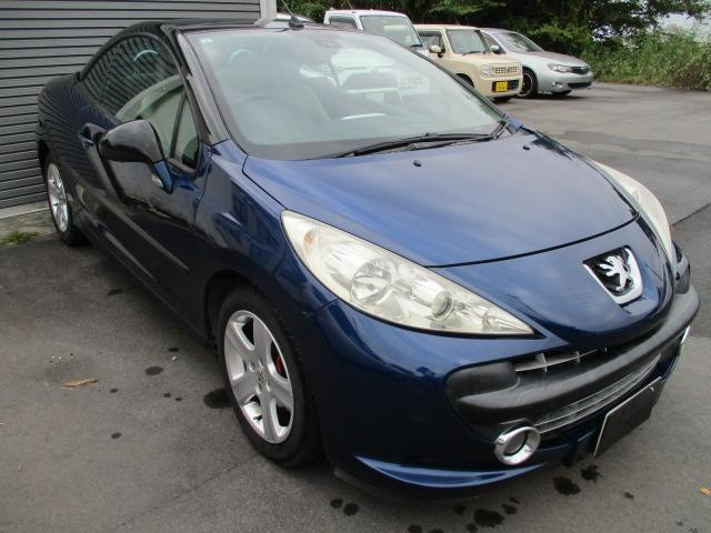 ２０７ ＣＣ　ＧＴ　ＣＣ　ＧＴ　５速ＭＴ　ターボ　電動オープン　本革　シートヒーター左右独立フルオートＡＣ　ＣＤ　ＥＴＣインフォメーションディスプレイ　オートライト　スーパースプリントマフラー　レッドキャリパー　１６ＡＷ（47枚目）