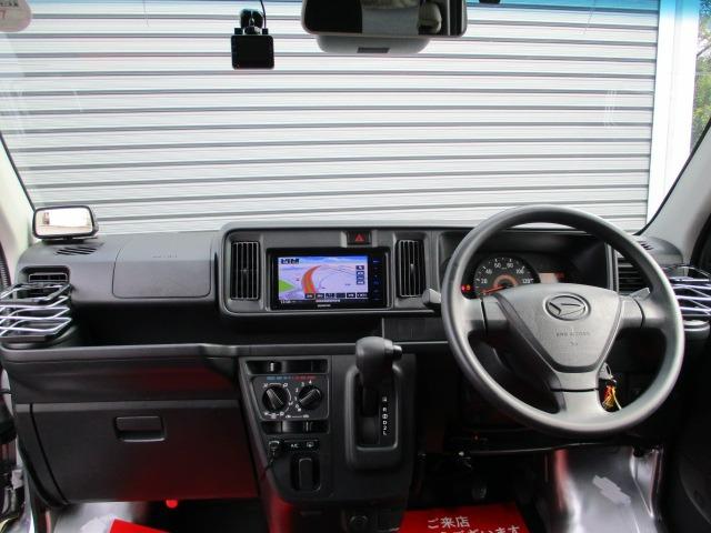 ハイゼットカーゴ ＤＸ　ＳＡＩＩＩ　ワンオーナー禁煙車　スマアシＩＩＩ　ケンウッドナビ　フルセグＴＶ　ＣＤ／ＤＶＤ　ブルートゥース　ＥＴＣ　ドラレコ　ツィーター　ＬＥＤライト　ＬＥＤポジションＬＥＤバックランプ　ドアバイザー（10枚目）