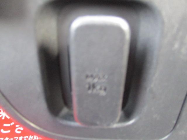 ハイゼットカーゴ ＤＸ　ＳＡＩＩＩ　ワンオーナー禁煙車　スマアシＩＩＩ　ケンウッドナビ　フルセグＴＶ　ＣＤ／ＤＶＤ　ブルートゥース　ＥＴＣ　ドラレコ　ツィーター　ＬＥＤライト　ＬＥＤポジションＬＥＤバックランプ　ドアバイザー（16枚目）