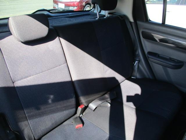 スイフト １．３ＸＧ　４ＷＤ　５速マニュアル　ナビ　ＣＤ／ＤＶＤ　オートエアコン　フロント左右シートヒーター　ワイパーデアイサー　ヒーテッドドアミラー　純正セキュリティ　スマートキー　キーフリー　１４インチＡＷ（31枚目）