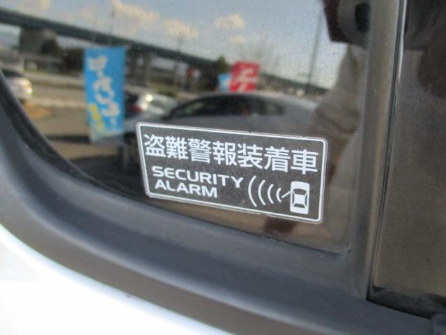 スイフト １．３ＸＧ　４ＷＤ　５速マニュアル　ナビ　ＣＤ／ＤＶＤ　オートエアコン　フロント左右シートヒーター　ワイパーデアイサー　ヒーテッドドアミラー　純正セキュリティ　スマートキー　キーフリー　１４インチＡＷ（34枚目）
