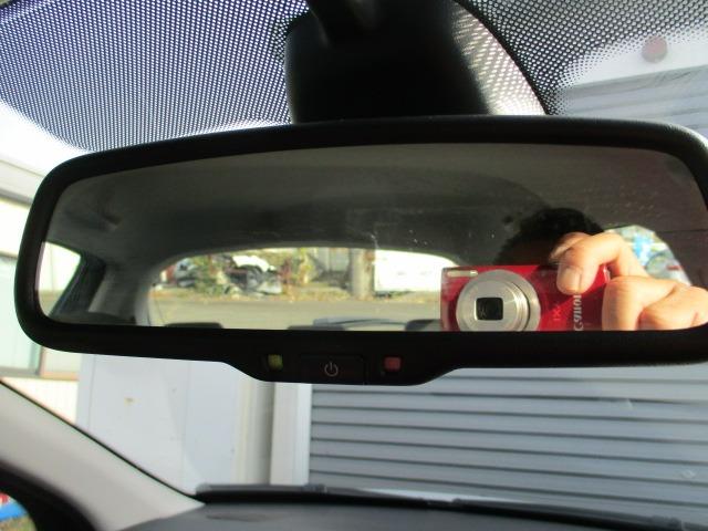 ２０７ ベースグレード　５速アニュアル　左右独立フルオートエアコン　６エアバック　ＡＢＳ　ＥＳＰ　キーレス　純正ＣＤオーディオ　インフォメーションディスプレイ　ウィンカードドアミラー　１６インチアルミ（23枚目）