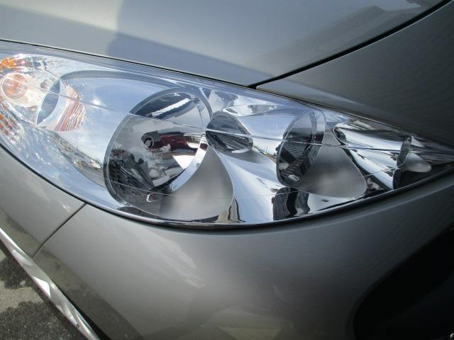 ２０７ ベースグレード　５速アニュアル　左右独立フルオートエアコン　６エアバック　ＡＢＳ　ＥＳＰ　キーレス　純正ＣＤオーディオ　インフォメーションディスプレイ　ウィンカードドアミラー　１６インチアルミ（33枚目）