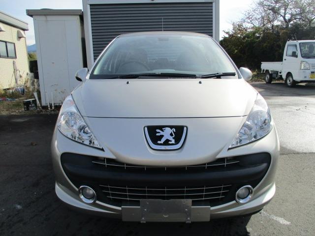 ２０７ ベースグレード　５速アニュアル　左右独立フルオートエアコン　６エアバック　ＡＢＳ　ＥＳＰ　キーレス　純正ＣＤオーディオ　インフォメーションディスプレイ　ウィンカードドアミラー　１６インチアルミ（36枚目）