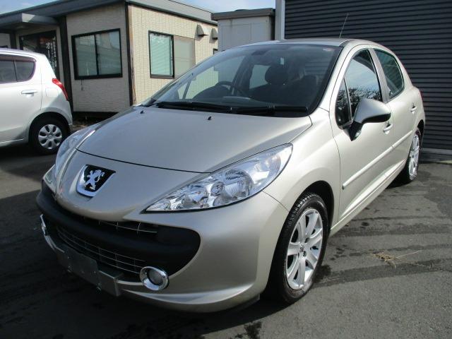 ２０７ ベースグレード　５速アニュアル　左右独立フルオートエアコン　６エアバック　ＡＢＳ　ＥＳＰ　キーレス　純正ＣＤオーディオ　インフォメーションディスプレイ　ウィンカードドアミラー　１６インチアルミ（37枚目）