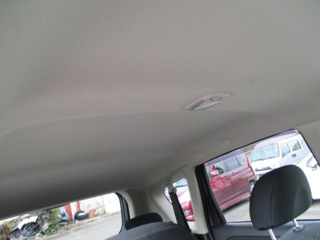 ノート １６Ｘ　５速マニュアル　純正オプションナビフルセグＴＶ　ＣＤ／ＤＶＤブルートゥース前後クリアランスソナー　ＷエアバックＡＢＳインテリジェントキーキーフリーヘッドライトレベライザードアバイザープライバシーガラス（30枚目）