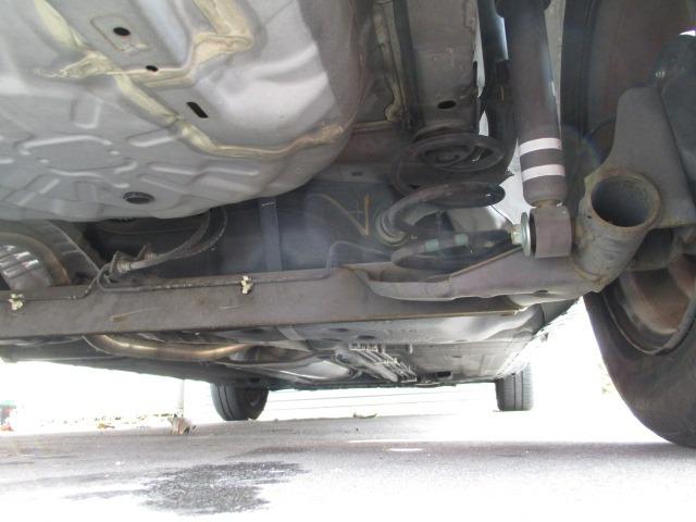 ノート １６Ｘ　５速マニュアル　純正オプションナビフルセグＴＶ　ＣＤ／ＤＶＤブルートゥース前後クリアランスソナー　ＷエアバックＡＢＳインテリジェントキーキーフリーヘッドライトレベライザードアバイザープライバシーガラス（36枚目）