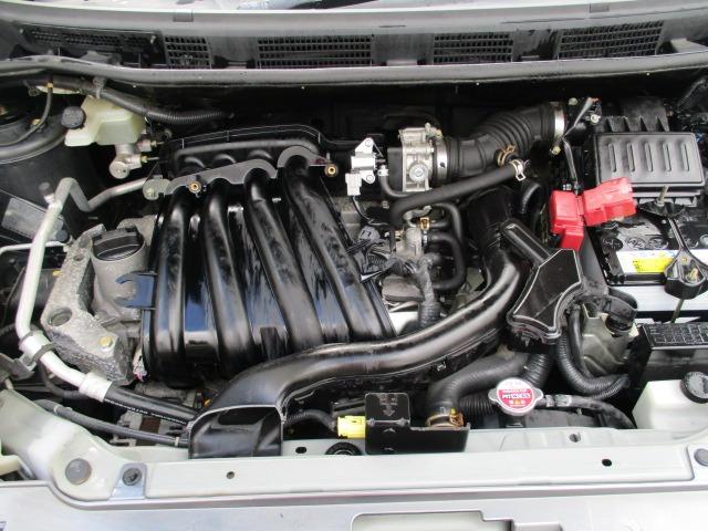 ノート １６Ｘ　５速マニュアル　純正オプションナビフルセグＴＶ　ＣＤ／ＤＶＤブルートゥース前後クリアランスソナー　ＷエアバックＡＢＳインテリジェントキーキーフリーヘッドライトレベライザードアバイザープライバシーガラス（38枚目）