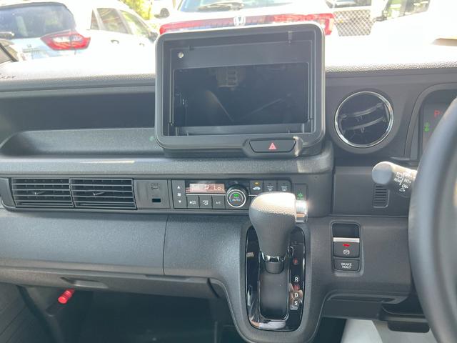 Ｎ－ＢＯＸカスタム ターボ　ＬＥＤヘッドライト　オートハイビーム　シートヒーター　衝突軽減ブレーキ　両側電動スライドドア（20枚目）