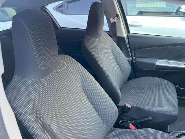 ヴィッツ Ｆ（6枚目）