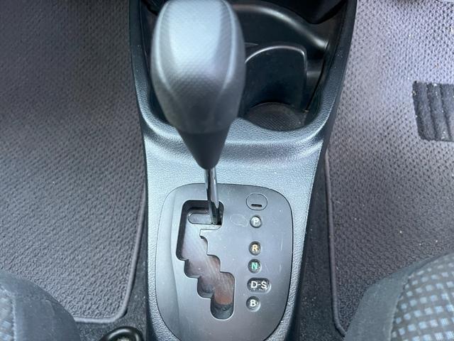 ヴィッツ Ｆ（19枚目）