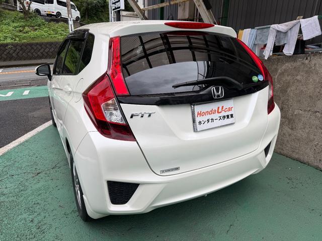 フィット １３Ｇ・Ｆパッケージ（2枚目）