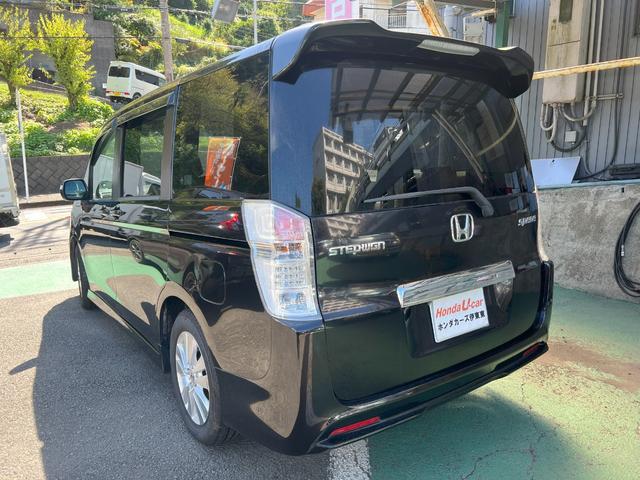 ステップワゴンスパーダ Ｚ　カーナビ　バックカメラ　ＥＴＣ　両側電動スライドドア（2枚目）