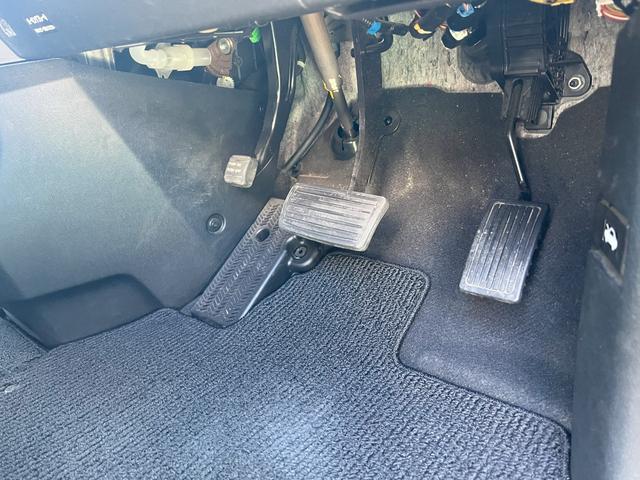 ステップワゴンスパーダ Ｚ　カーナビ　バックカメラ　ＥＴＣ　両側電動スライドドア（9枚目）