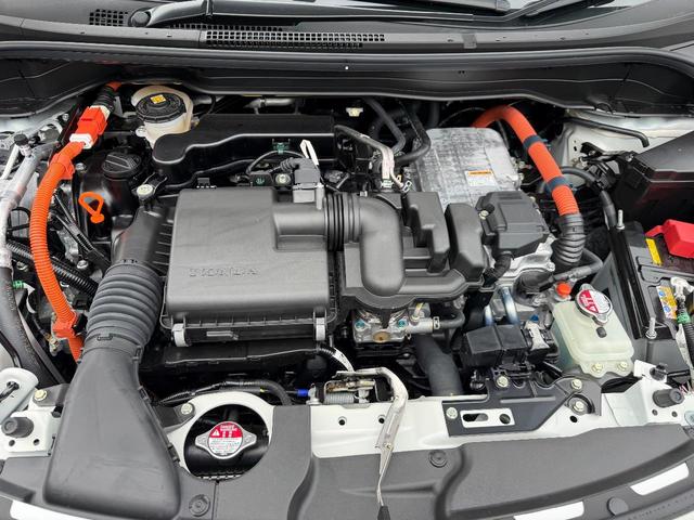 フィット ｅ：ＨＥＶホーム　ブラックスタイル　登録済未使用車　ＬＥＤヘッドライト　オートハイビーム　パーキングセンサー　アダプティブクルーズコントロール（36枚目）