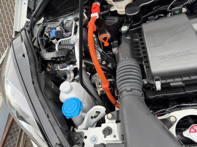 フィット ｅ：ＨＥＶホーム　ブラックスタイル　登録済未使用車　ＬＥＤヘッドライト　オートハイビーム　パーキングセンサー　アダプティブクルーズコントロール（37枚目）