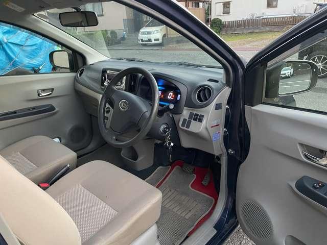 ミライース Ｘ　メモリアルエディション　衝突安全ボディ　パワステ　マニュアルエアコン　アイドリングストップシステム（5枚目）